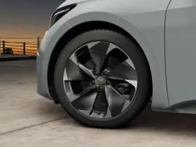 CUPRA Born thumbnail 5