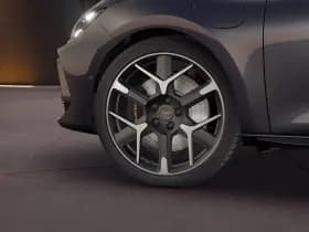 CUPRA Leon thumbnail 5