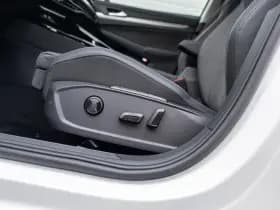 Volkswagen Golf thumbnail 14
