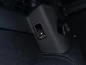 Volkswagen Golf thumbnail 18