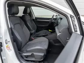 Volkswagen Golf thumbnail 20