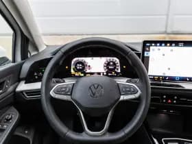 Volkswagen Golf thumbnail 23