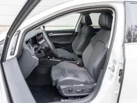 Volkswagen Golf thumbnail 4