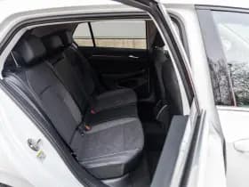 Volkswagen Golf thumbnail 6