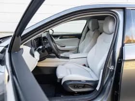 Volkswagen Passat thumbnail 4