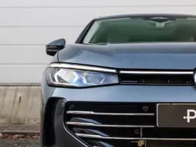 Volkswagen Passat thumbnail 33