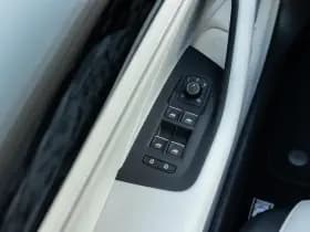 Volkswagen Passat thumbnail 55
