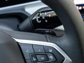 Volkswagen Passat thumbnail 56