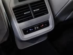 Volkswagen Passat thumbnail 60