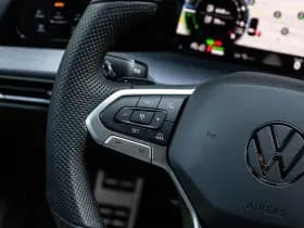 Volkswagen Golf thumbnail 24