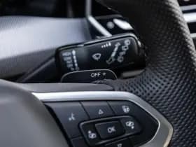 Volkswagen Golf thumbnail 35