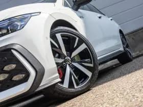 Volkswagen Golf thumbnail 44