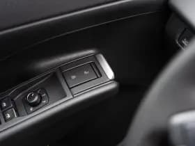 Volkswagen T-Roc thumbnail 49