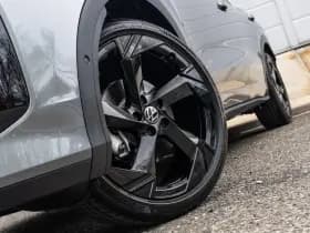 Volkswagen T-Roc thumbnail 11