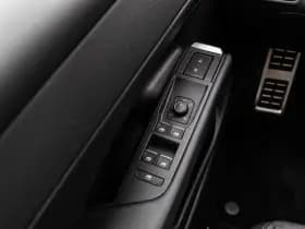 Volkswagen T-Roc thumbnail 30