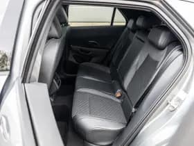 Volkswagen T-Roc thumbnail 6