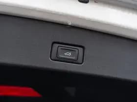 Audi Q4 e-tron thumbnail 16