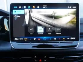 Volkswagen Golf thumbnail 53