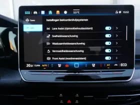 Volkswagen Golf thumbnail 54