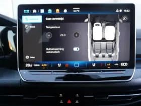 Volkswagen Golf thumbnail 58