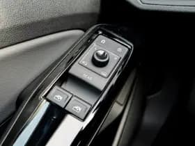 Volkswagen ID.4 thumbnail 36