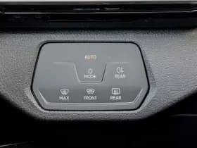 Volkswagen ID.4 thumbnail 37