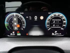 Volkswagen Golf thumbnail 22