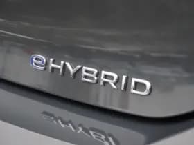 Volkswagen Golf thumbnail 33