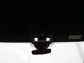 Volkswagen Golf thumbnail 42