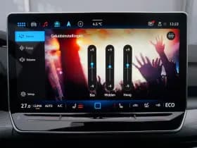 Volkswagen Golf thumbnail 63