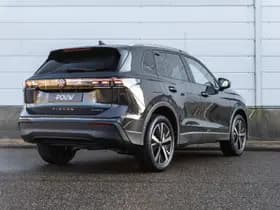 Volkswagen Tiguan thumbnail 2