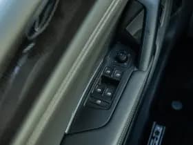Volkswagen Tiguan thumbnail 48