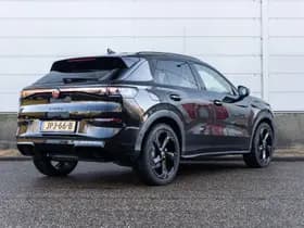 Volkswagen T-Roc thumbnail 3