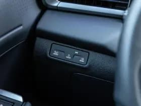 Volkswagen T-Roc thumbnail 35