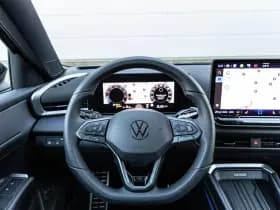 Volkswagen T-Roc thumbnail 36