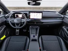 Volkswagen T-Roc thumbnail 6