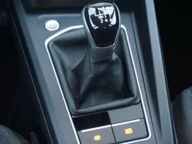 Volkswagen Golf thumbnail 30