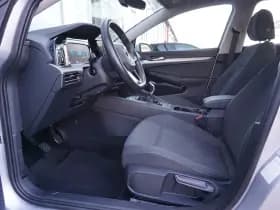 Volkswagen Golf thumbnail 4