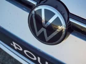 Volkswagen Golf thumbnail 32