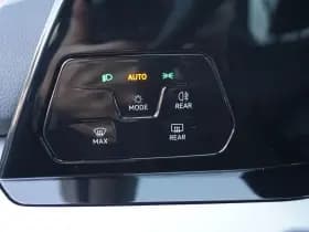 Volkswagen Golf thumbnail 39