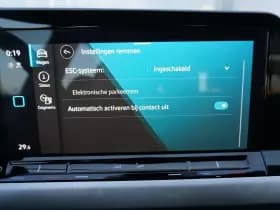 Volkswagen Golf thumbnail 58