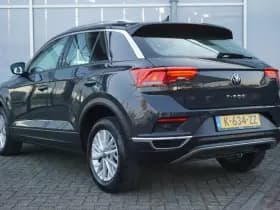 Volkswagen T-Roc thumbnail 12