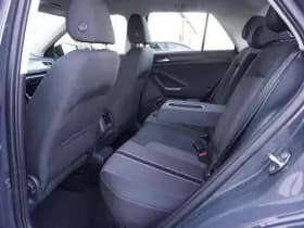 Volkswagen T-Roc thumbnail 36