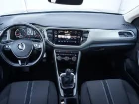 Volkswagen T-Roc thumbnail 5