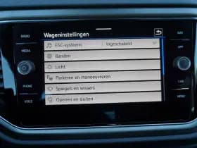 Volkswagen T-Roc thumbnail 54