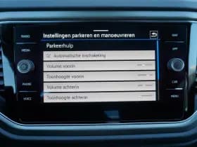 Volkswagen T-Roc thumbnail 56