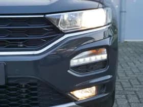 Volkswagen T-Roc thumbnail 9