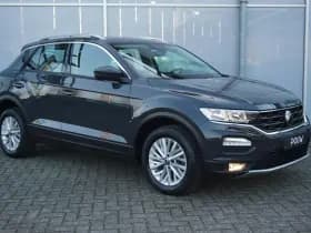 Volkswagen T-Roc thumbnail 10