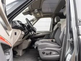 Volkswagen Multivan thumbnail 15