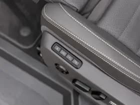 Volkswagen Multivan thumbnail 27